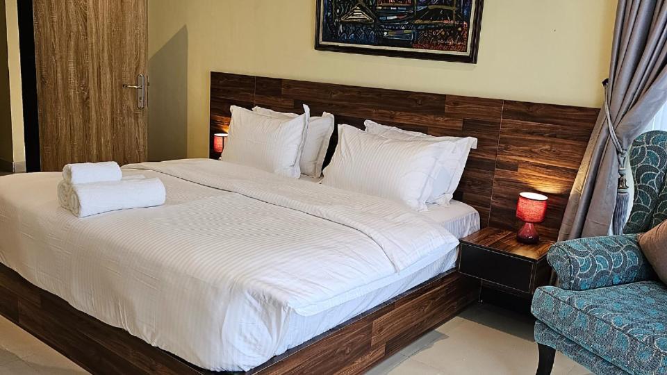 Lakowe Lakes Hotel, Golf And Country Estate By Newmark Lagos Bagian luar foto