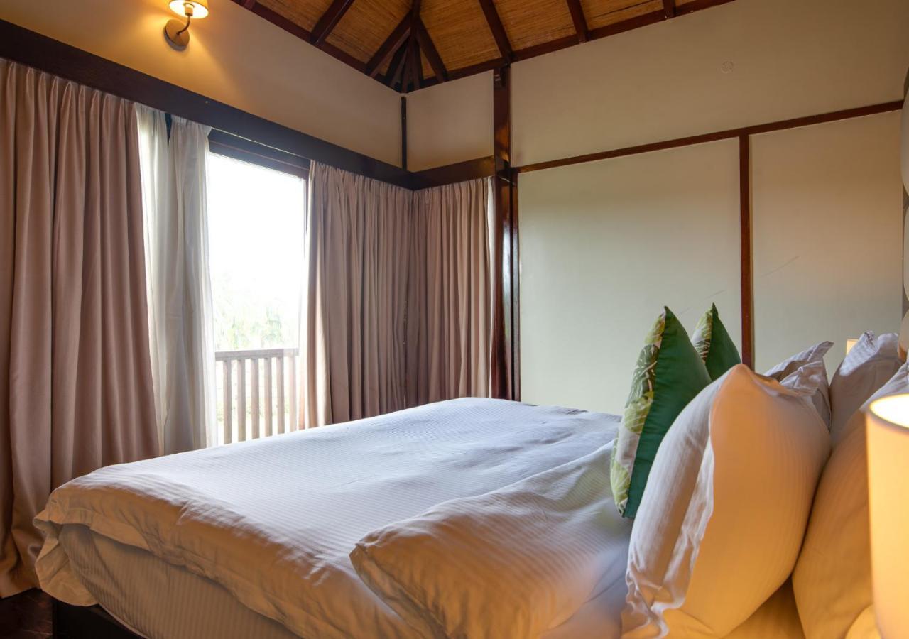 Lakowe Lakes Hotel, Golf And Country Estate By Newmark Lagos Bagian luar foto