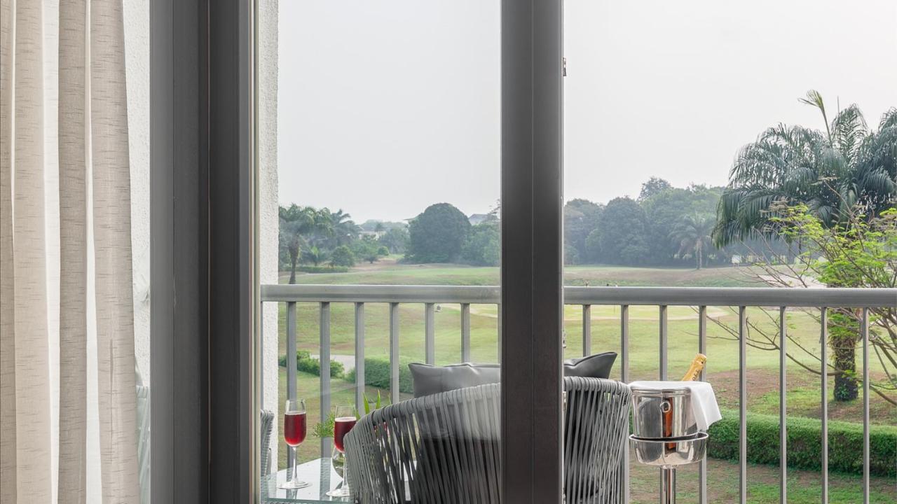 Lakowe Lakes Hotel, Golf And Country Estate By Newmark Lagos Ruang foto