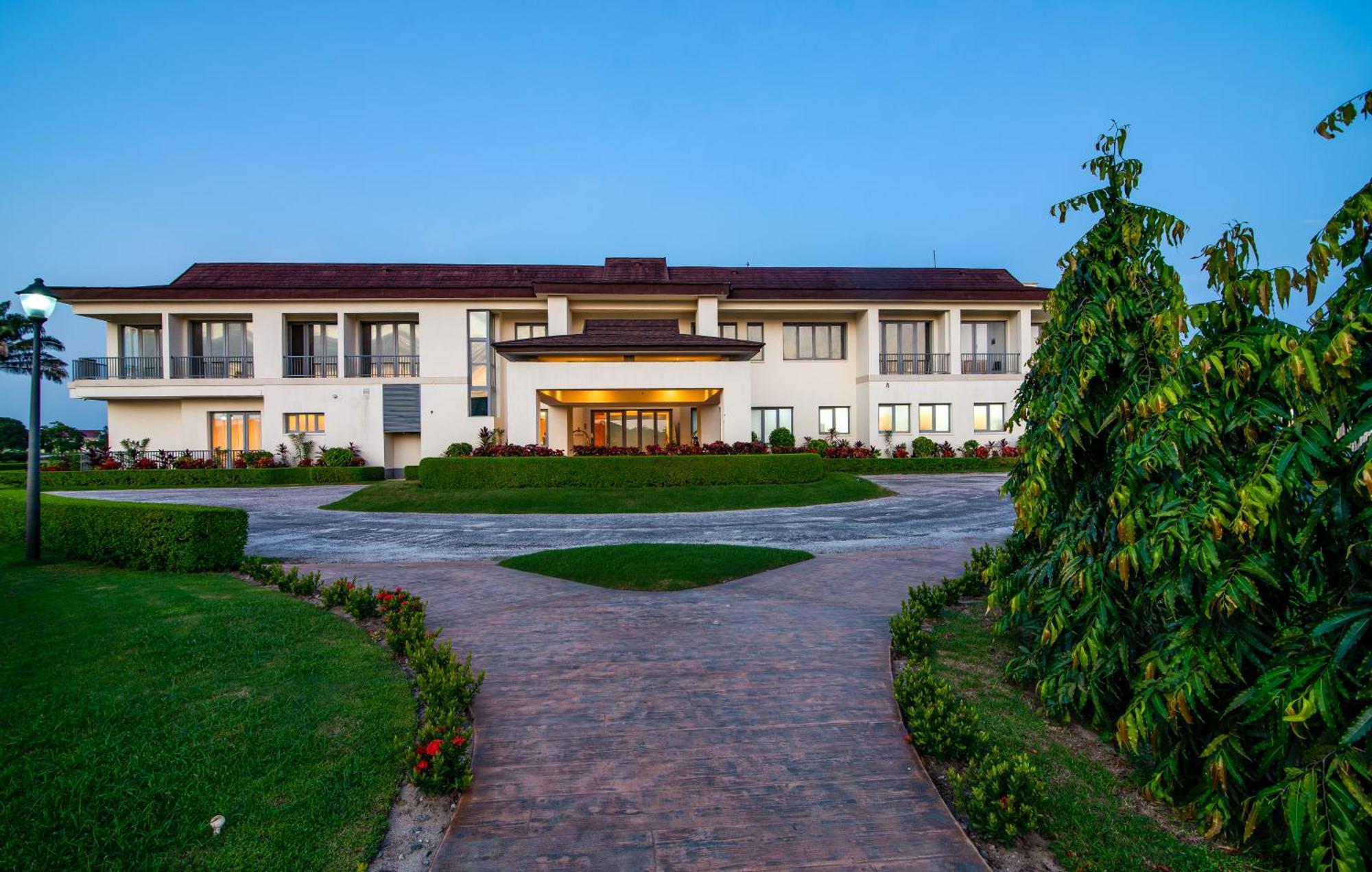 Lakowe Lakes Hotel, Golf And Country Estate By Newmark Lagos Bagian luar foto